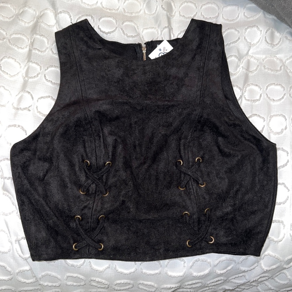 Black Detailed Crop Top